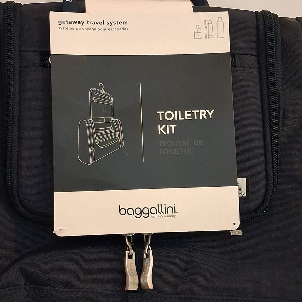Baggallini Navy Travel Hanging Toiletry Kit (13" × 8.5" × 3.5") Brand New - Picture 8 of 13